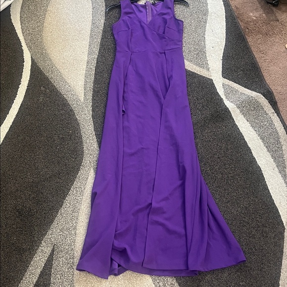 Dresses & Skirts - Purple Formal Maxi Dress w/ Slit